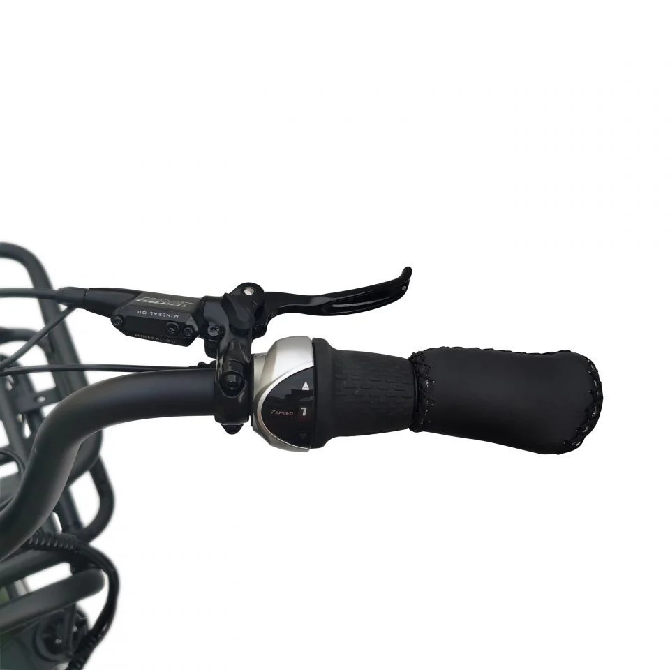 Jorvik Low Step Through Electric Mountain Trike JMT6 (250W) - Image 15